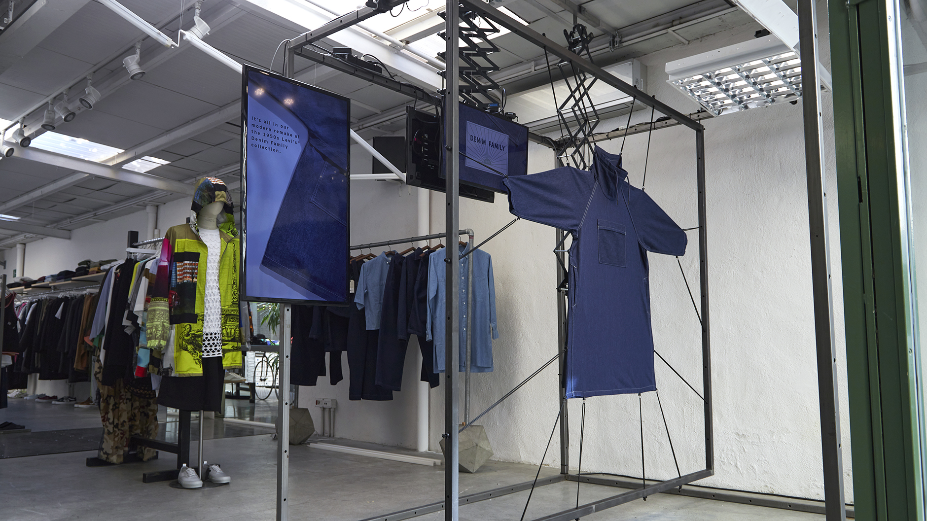 Levi's Made&Crafted Denim Family, Metal Structure Models